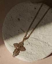 Load image into Gallery viewer, Elegant Cross Necklace