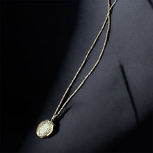 Load image into Gallery viewer, Abalone Oval Picture Locket Necklace