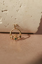 Load image into Gallery viewer, Vintage 14K Claddagh with Emerald Pendant
