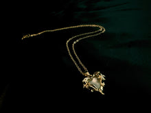 Load image into Gallery viewer, Melt Your Heart Necklace
