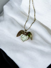 Load image into Gallery viewer, Dainty Gold Heart Picture Pendant Brass Necklace
