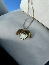 Load image into Gallery viewer, Dainty Gold Heart Picture Pendant Brass Necklace

