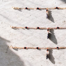 Load image into Gallery viewer, Mano de Azabache Adult Bracelet
